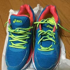 asicsランニングシューズのサムネイル