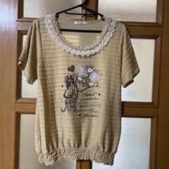 アクシーズファムのトップスのサムネイル