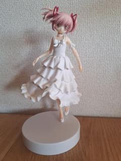 魔法少女まどか☆マギカ　鹿目まどか　白いワンピース　フィギュアのサムネイル