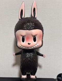 zimomo labubu ピンクウサギフィギュア 28cm - メルカリ
