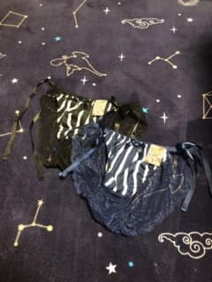 新品タグ付き 女性用ショーツのサムネイル