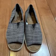 TOMS スリッポン エスパドリーユ ブラック系 US6.5（約23.5cm）のサムネイル