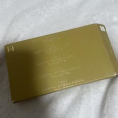 hince New Depth Eyeshadow Palette 03のサムネイル