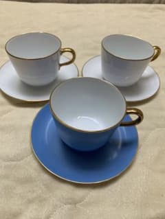 白と青の大倉陶園のカップとソーサーセット3客 - メルカリ