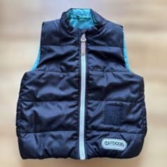 OUTDOORのナイロンベストのサムネイル