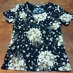 価格交渉可!!　中古☆ピンクハウス/インゲボルグ　花柄カットソー　Mサイズのサムネイル