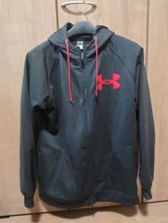 Under Armour パーカー　XL 黒/赤のサムネイル