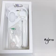 ajew エジュー iPhone16 ブルームケース ホワイト ソフィア - メルカリ