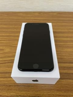 iPhone 7 Jet Black 128 GB Softbankのサムネイル