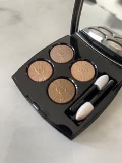 CHANEL アイシャドウ　レキャトルオンブル747 メディテラネアンのサムネイル