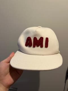 AMI PARIS ロゴ刺繍 キャップ ホワイトのサムネイル