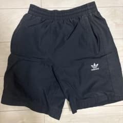 アディダスオリジナルス ウーブンショーツ ハーフパンツ 黒 メンズSのサムネイル