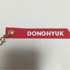 iKON ネームタグ ドンヒョクのサムネイル