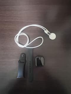 Apple Watch Series4《ステンレス・LTE》のサムネイル