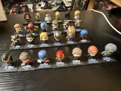 アベンジャーズ スターウォーズ ガチャガチャミニフィギュアセット19体+6体のサムネイル