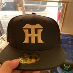 阪神タイガースのニューエラキャップのサムネイル