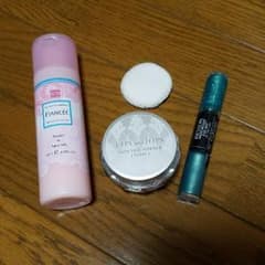 化粧品のサムネイル
