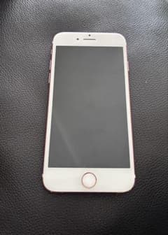 iPhone 7 本体のサムネイル