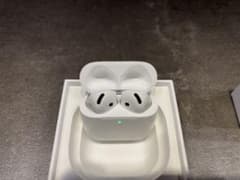 AirPods 4 数回使用のサムネイル