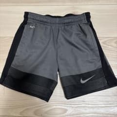NIKE DRI-FIT ショーツのサムネイル