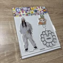 NewJeans × Takashi Murakami アクリルスタンドのサムネイル