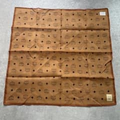 新品 未使用 MCM ハンカチ ブラウン ロゴ