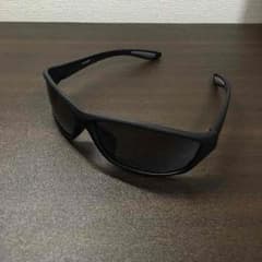 サングラスのサムネイル