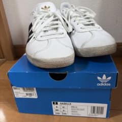 adidas ガゼル　24㎝　ホワイトのサムネイル