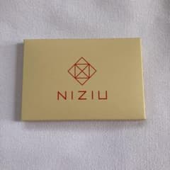 NiziU フォトカードセットのサムネイル