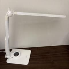 LED Desk Lamp ホワイト 調光調色機能付きのサムネイル