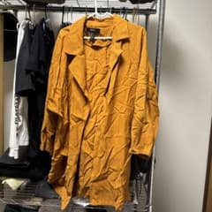 FOREVER 21 マスタードカラー 長袖シャツ S/Pのサムネイル