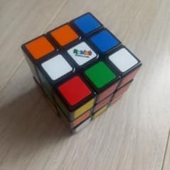 ルービックキューブ 立体パズルのサムネイル