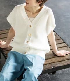 美品 Noble ノーブル ペーパーヤーン2WAY ベスト 白 ニット トップス 美品 Noble ノーブル ペーパーヤーン2WAY ベスト 白 ニット トップス
