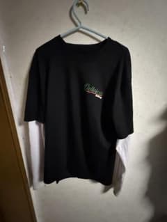 Delicious グラフィックTシャツ 黒のサムネイル