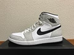 ナイキ エア ジョーダン 1 レトロ ハイ ホワイトのサムネイル