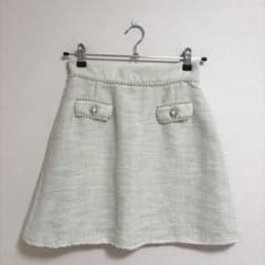 evelyn ビジュー スカート 白色のサムネイル