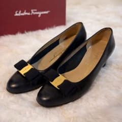 フェラガモ　メッシュフラットパンプス　ヴァラリボン　黒　23.5cm位 フェラガモ メッシュフラットパンプス ヴァラリボン 黒 23.5cm位