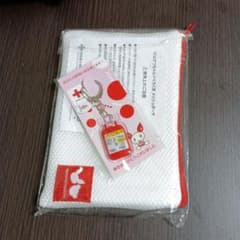けんけつちゃん　輸血バッグアクリルキーホルダーA型とメッシュポーチ