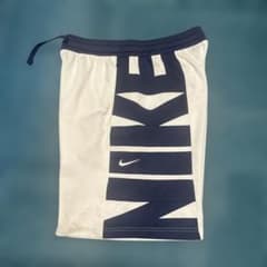 ち*と様 Nike ハーフパンツXLのサムネイル