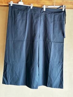 無印良品　黒 魚商パンツのサムネイル