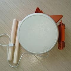 太鼓の達人 太鼓とバチのみのサムネイル