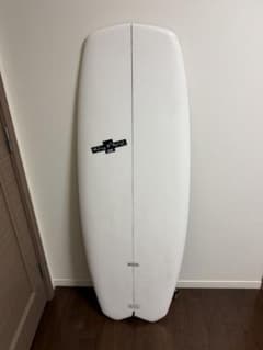 ソフトボードWATER RAMPAGE BLACK JOKE 5’0” ホワイト ソフトボードWATER RAMPAGE BLACK JOKE 5'0” ホワイト - メルカリ