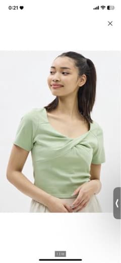 GU フロントツイストTシャツ　3XLのサムネイル