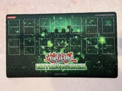 【丸めて発送】遊戯王 プレイマット EXTRAVAGANZA エクストラバガンザのサムネイル
