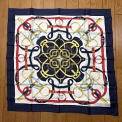 HERMES エルメス 100%シルクスカーフ カレ90 Eperon dor - メルカリ