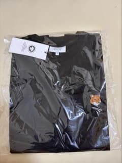 MAISON KITSUNÉ Tシャツ 黒 Mサイズのサムネイル