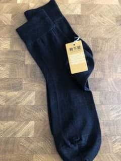 靴下屋　タグ付き　靴下　ソックス　黒　22〜24㎝のサムネイル