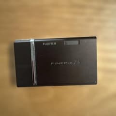 FUJIFILM FinePix Z5 デジタルカメラ 本体のサムネイル