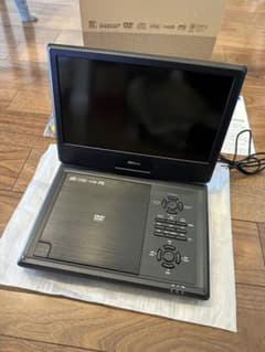 Wizz WPD-T1090 地デジ対応10.1インチポータブルDVDプレーヤーのサムネイル
