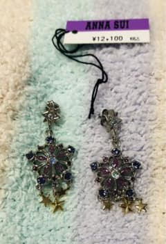 ANNA SUI earrings (brand new, unused)
